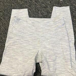 Lululemon size 8 align leggings, gray/white pattern